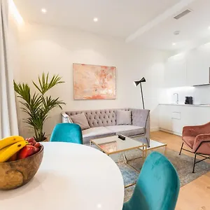 https://debamb-suites.1costadelsol.com